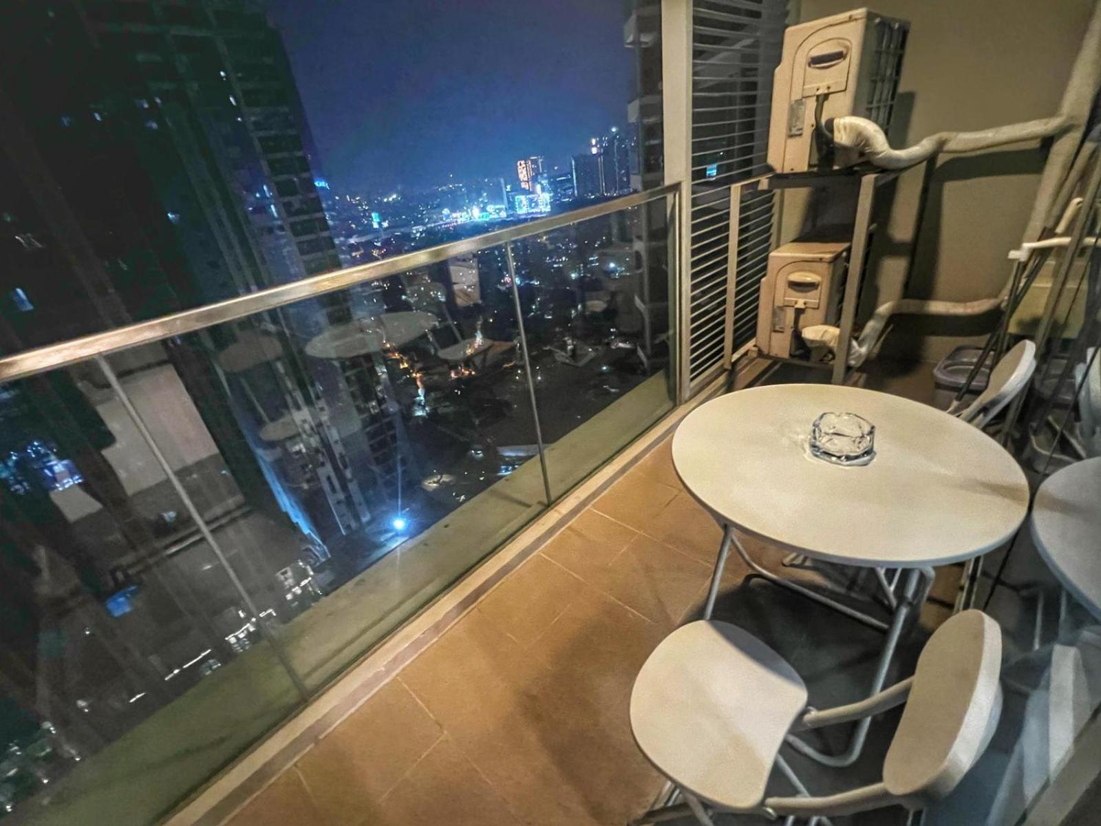 Eg Private House -Bgc Uptown Aparthotel Тагуиг Екстериор снимка