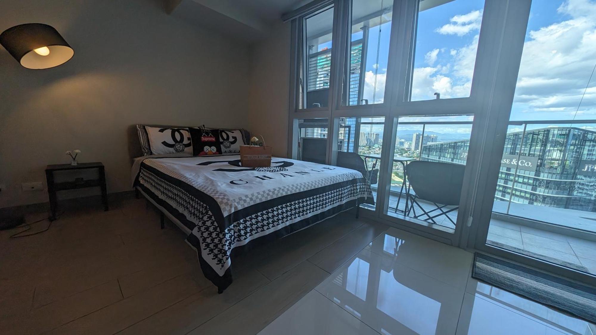 Eg Private House -Bgc Uptown Aparthotel Тагуиг Екстериор снимка